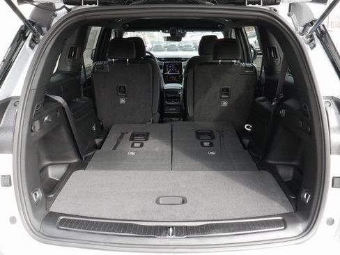 New 2026 Jeep Grand Cherokee L Laredo AWD/4WD image 10