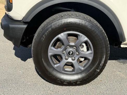 Used 2025 Ford Bronco Big Bend image 11