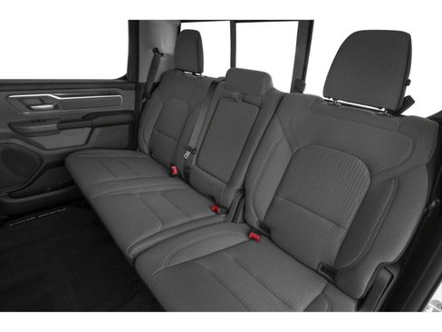 Used 2021 RAM 1500 Big Horn AWD/4WD image 7