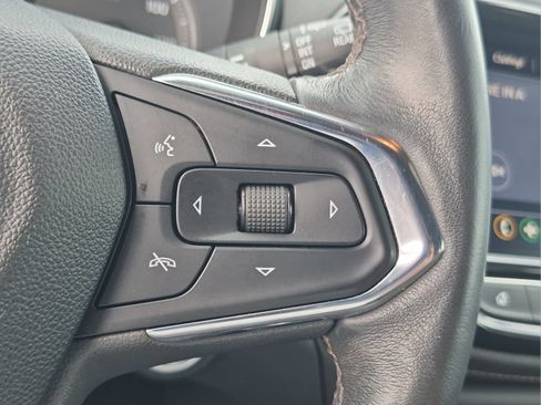 Used 2023 Chevrolet TrailBlazer ACTIV w/ Sun and Liftgate Package AWD/4WD image 8