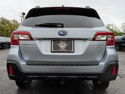 Used 2019 Subaru Outback 3.6R Limited AWD/4WD image 9