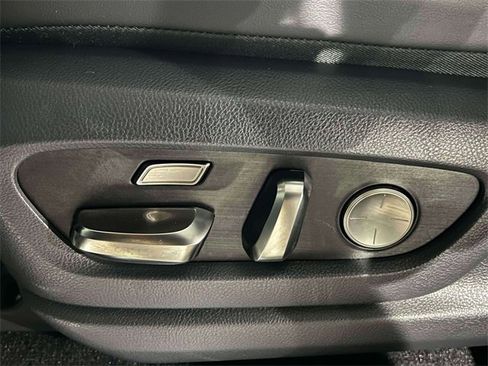 Used 2024 Lexus LX 600 F Sport image 23