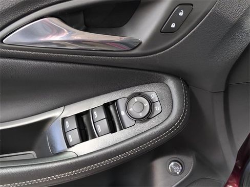 Used 2022 Buick Encore GX Select image 9