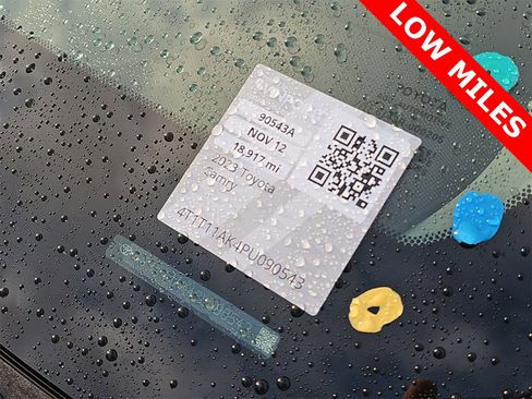 Used 2023 Toyota Camry SE image 25