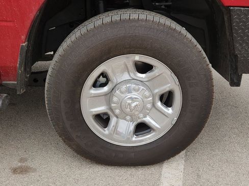 New 2026 RAM 3500 Tradesman AWD/4WD image 7