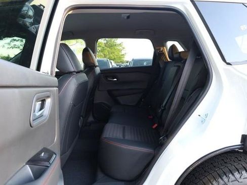 New 2026 Nissan Rogue SV AWD/4WD image 21