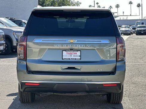 Used 2024 Chevrolet Suburban LT image 5