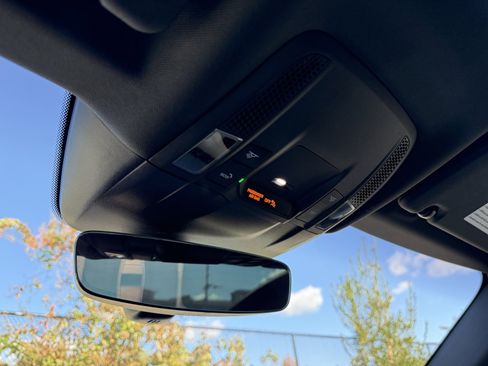 Certified 2021 Porsche Taycan 4S image 17