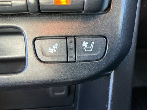 Used 2019 GMC Canyon Denali image 21