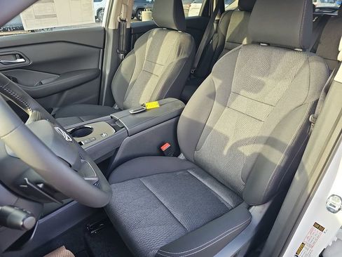 New 2026 Nissan Rogue SV FWD image 20