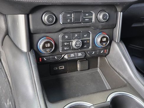 Used 2021 Chevrolet Tahoe LT AWD/4WD image 24