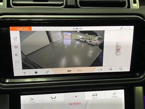 Used 2020 Land Rover Range Rover Long Wheelbase HSE image 23