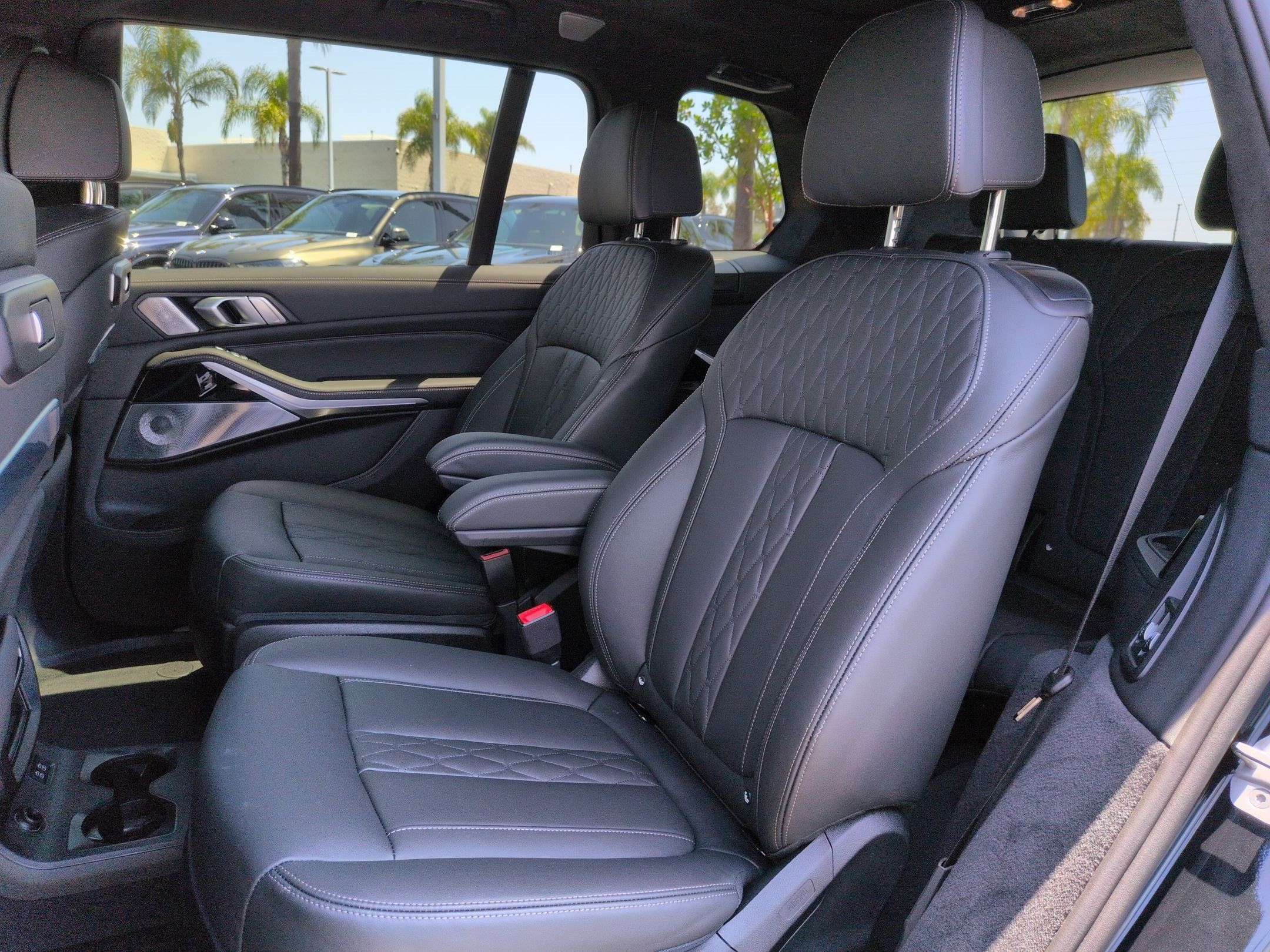 Used 2025 BMW ALPINA XB7 AWD/4WD image 31