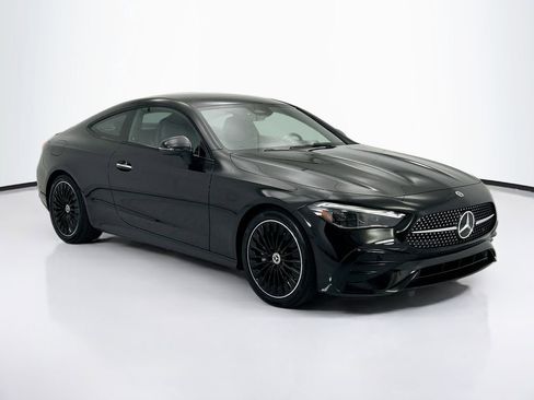 Certified 2026 Mercedes-Benz CLE 300 4MATIC Coupe image 3