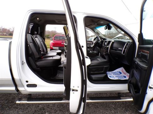 Used 2017 RAM 2500 Laramie image 4