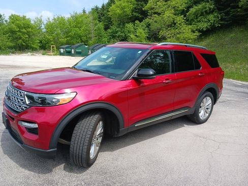 Used 2020 Ford Explorer Limited w/ Class III Trailer Tow Package AWD/4WD image 15