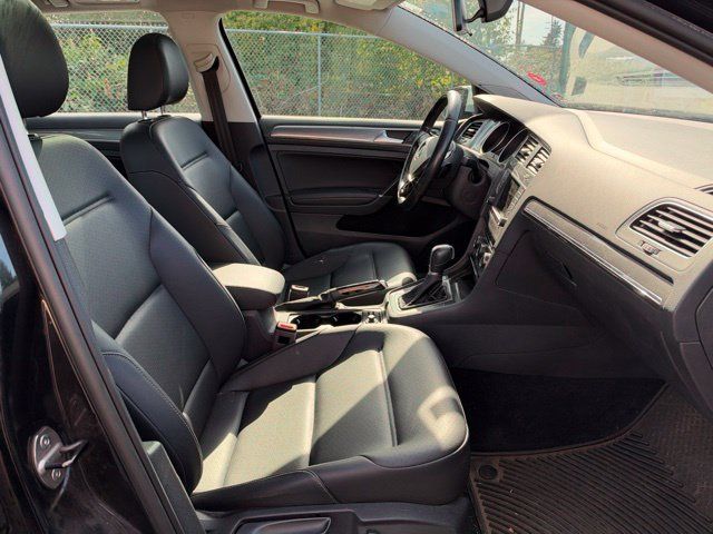 Used 2017 Volkswagen Golf Alltrack SE AWD/4WD image 9