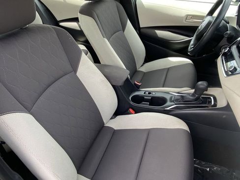 Certified 2024 Toyota Corolla LE image 12