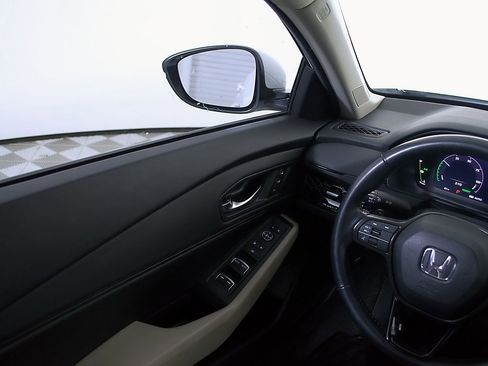 Used 2023 Honda Accord EX-L image 26