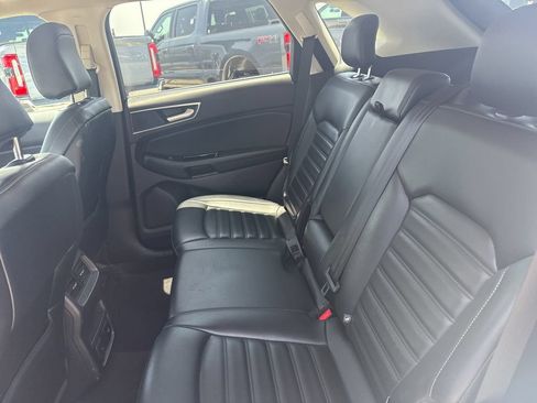 Used 2020 Ford Edge SEL w/ Convenience Package FWD image 10