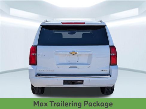 Used 2017 Chevrolet Suburban Premier RWD image 5