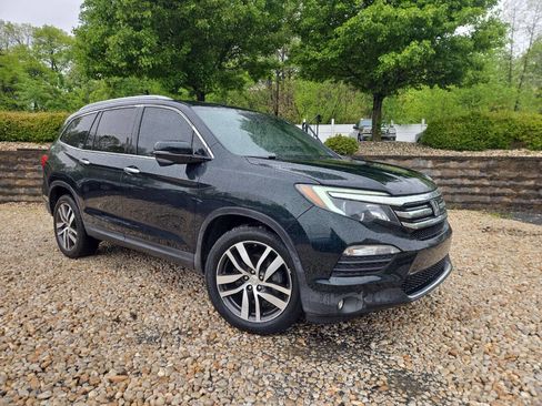 Used 2016 Honda Pilot Touring image 31