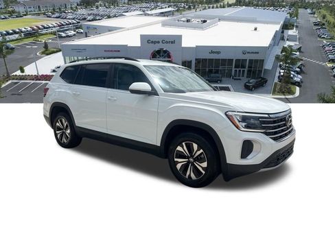 Used 2024 Volkswagen Atlas SE FWD image 11