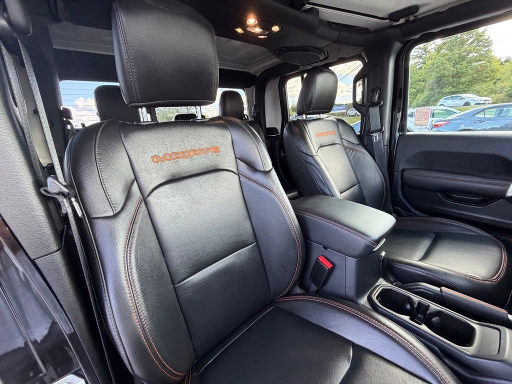 Used 2023 Jeep Gladiator Mojave w/ Trailer Tow Package AWD/4WD image 37