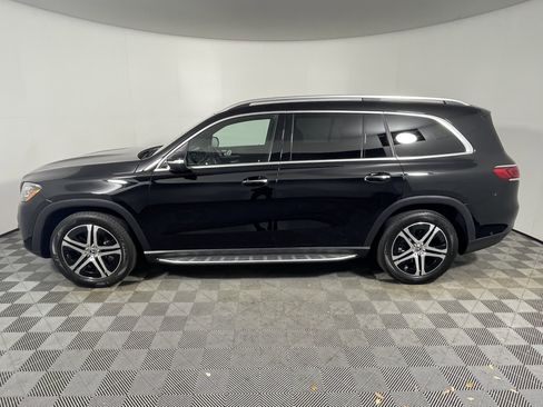 Used 2020 Mercedes-Benz GLS 450 4MATIC image 2