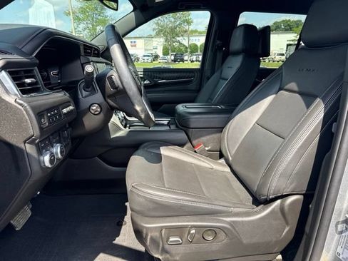 Used 2023 GMC Yukon Denali w/ Max Trailering Package AWD/4WD image 3