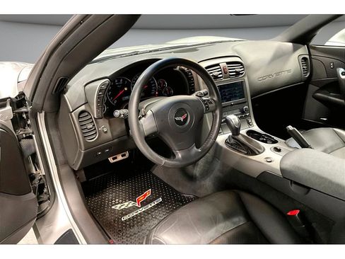 Used 2007 Chevrolet Corvette Coupe w/ Preferred Equipment Group RWD image 15