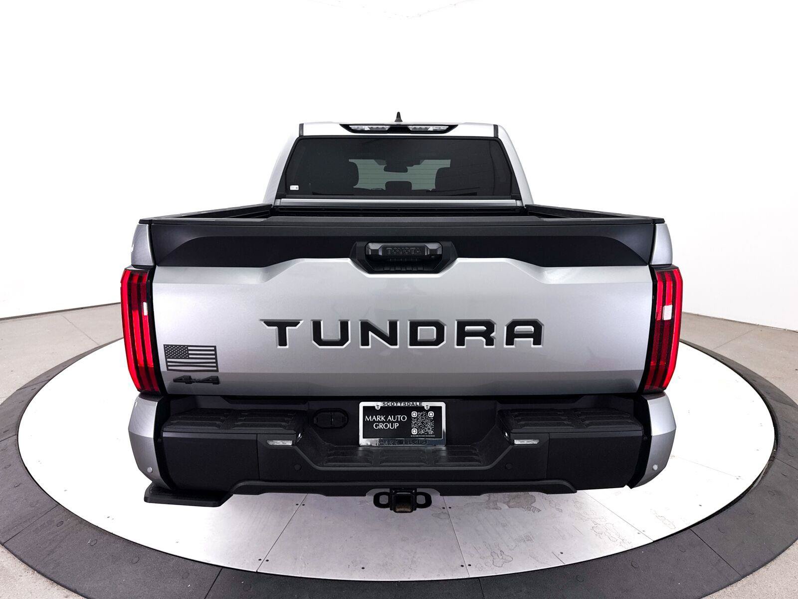 Used 2025 Toyota Tundra SR5 w/ SR5 Convenience Package AWD/4WD image 17