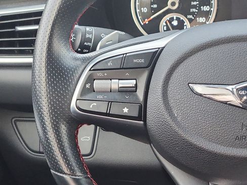 Used 2023 Genesis G70 2.0T w/ Sport Prestige Package image 15