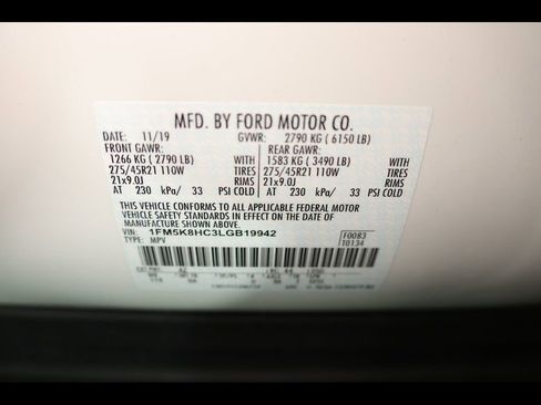 Used 2020 Ford Explorer Platinum w/ Premium Technology Package image 33