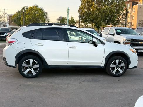 Used 2014 Subaru Crosstrek Touring AWD/4WD image 6