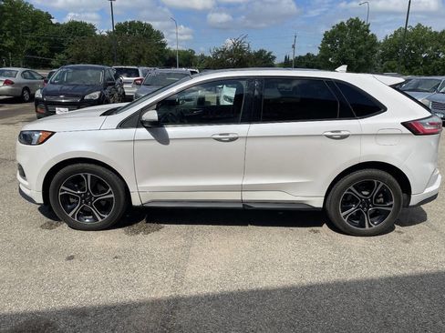 Used 2019 Ford Edge ST w/ Cold Weather Package AWD/4WD image 6