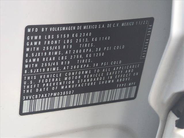 Used 2023 Volkswagen Tiguan SE R-Line FWD image 25