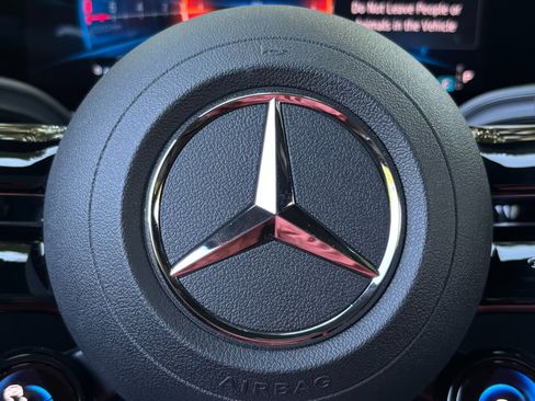 Used 2024 Mercedes-Benz GLA 35 AMG 4MATIC image 43