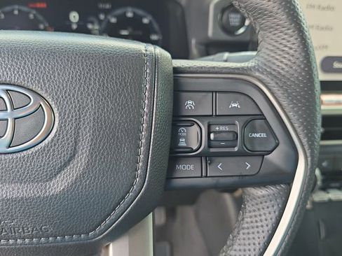 Used 2024 Toyota Tacoma Limited w/ Limited Package (LT) AWD/4WD image 18