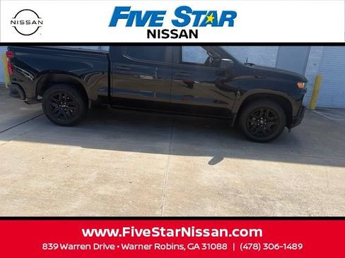 Used 2020 Chevrolet Silverado 1500 Custom w/ Rally Edition RWD image 3