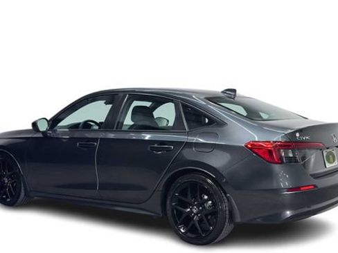 Used 2024 Honda Civic Sport image 4