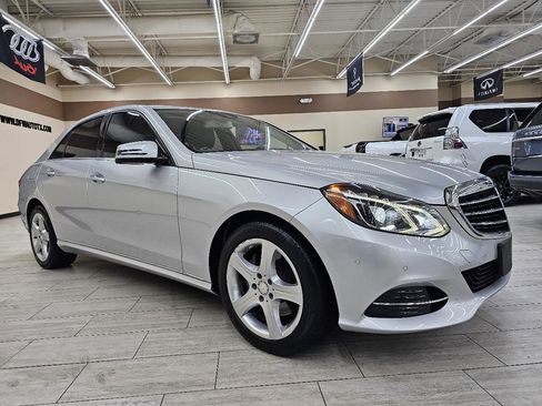 Used 2014 Mercedes-Benz E 350 Sedan image 5