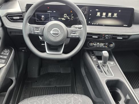 New 2026 Nissan Kicks SV w/ Charging Package FWD image 10