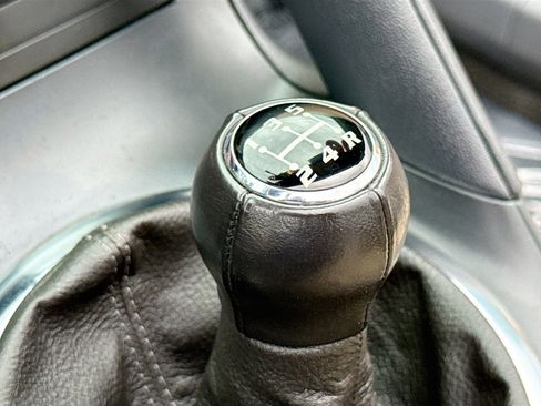 Used 2006 Pontiac Solstice Convertible w/ Premium Package image 12