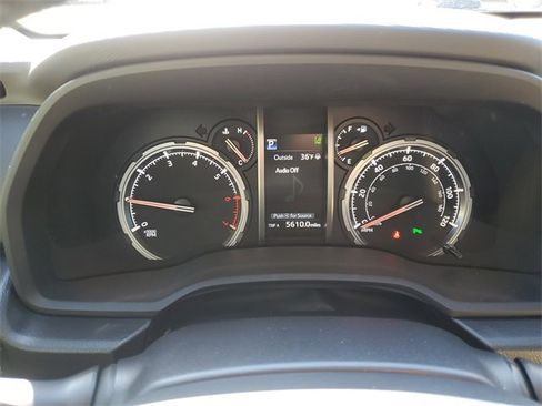 Used 2022 Toyota 4Runner Limited image 25