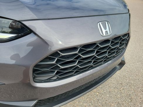 Used 2025 Honda HR-V LX image 12