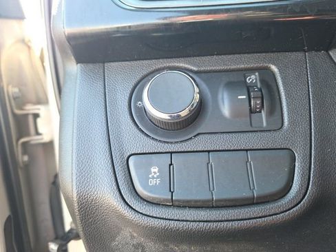 Used 2020 Chevrolet Spark LT image 24