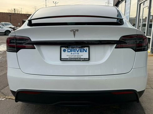 Used 2022 Tesla Model X image 5