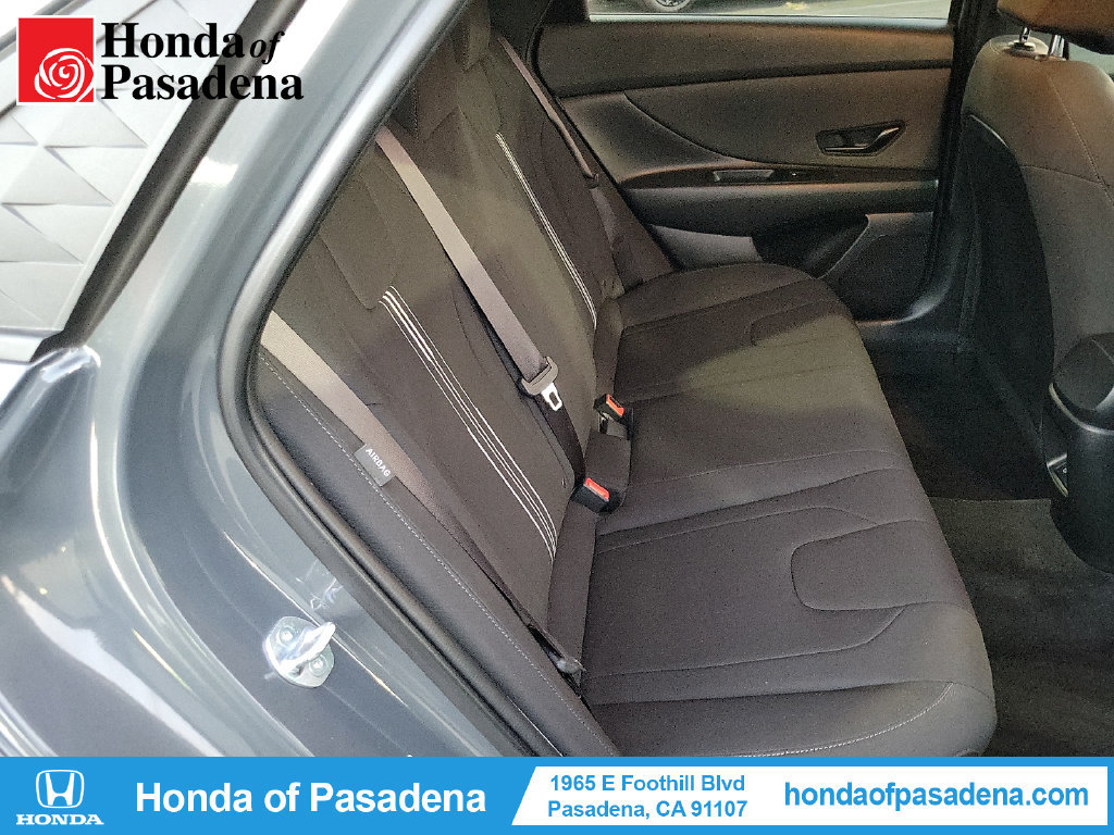 Used 2025 Hyundai Elantra Sport FWD image 25