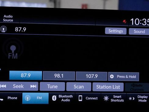 Certified 2025 Honda Pilot EX-L image 38